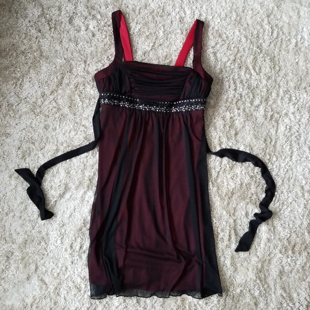 City Triangles sleeveless dress